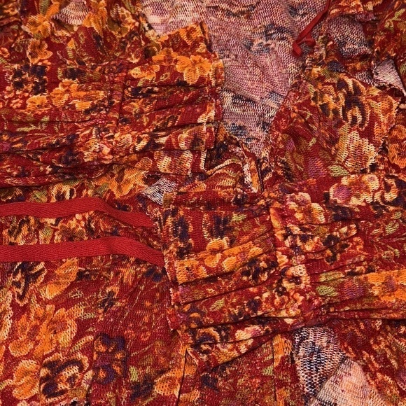 Free People Red Rudi Ruffle Long sleeves Bohemian top size Small - Picture 15 of 16